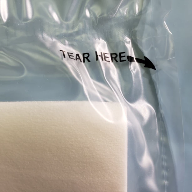KM Sterilized Nonwoven Wipers (class ISO 6+); KM-6612L